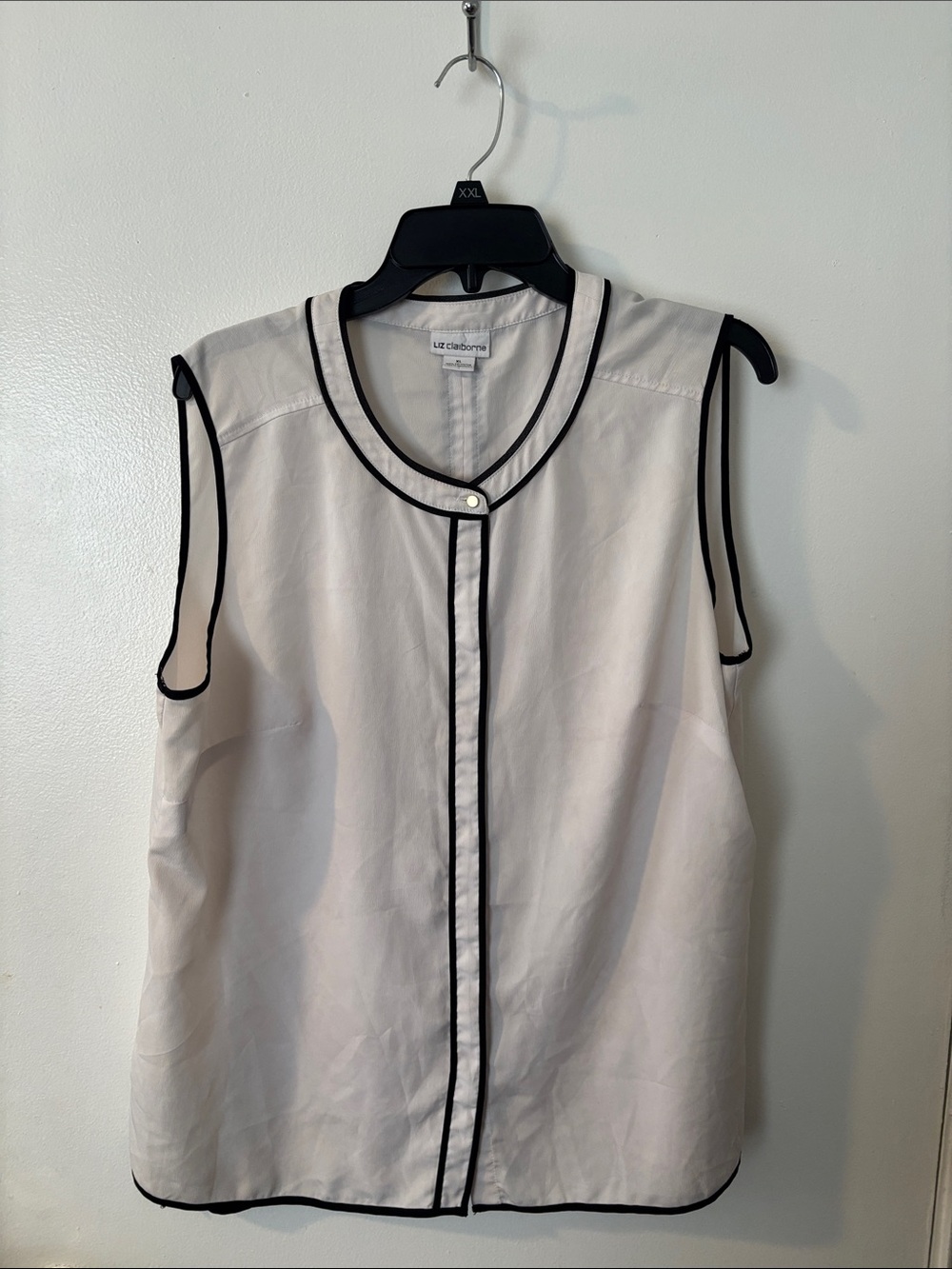 Liz Claiborne Sleeveless Cream Blouse with Black Trim